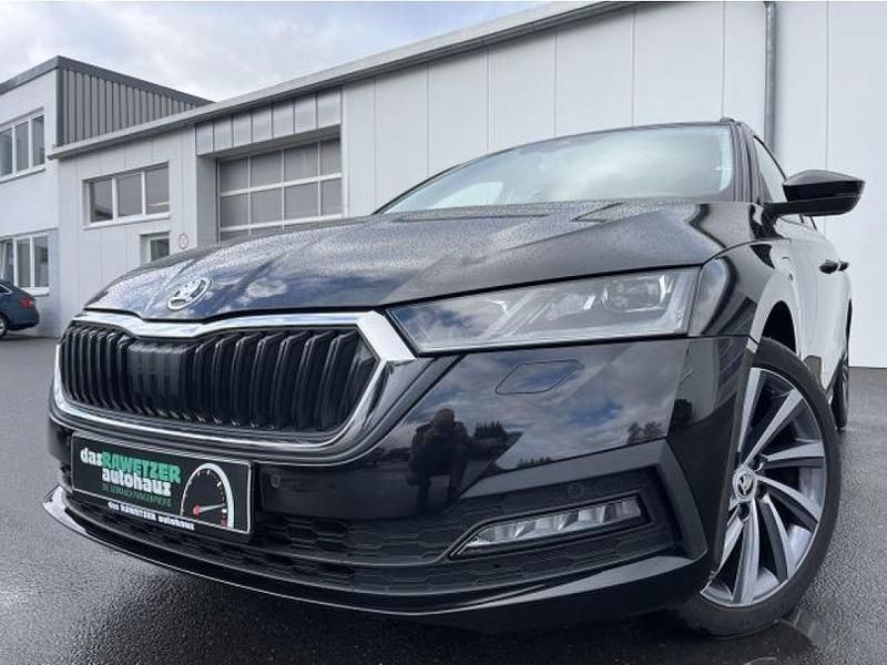 Schwarzmagic (metallic) Gebraucht 2022 Skoda Octavia Ambition Kombi | 24.860 € (Fairer Preis) - Bild 1/4