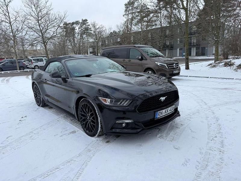 Gebraucht Ford Mustang Convertible 290 PS (213 kW) 2017 Schwarz Cabrio