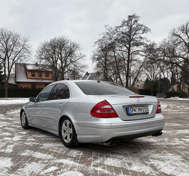 Gebraucht Mercedes E280 Avantgarde 231 PS (169 kW) 2005 Silber Limousine