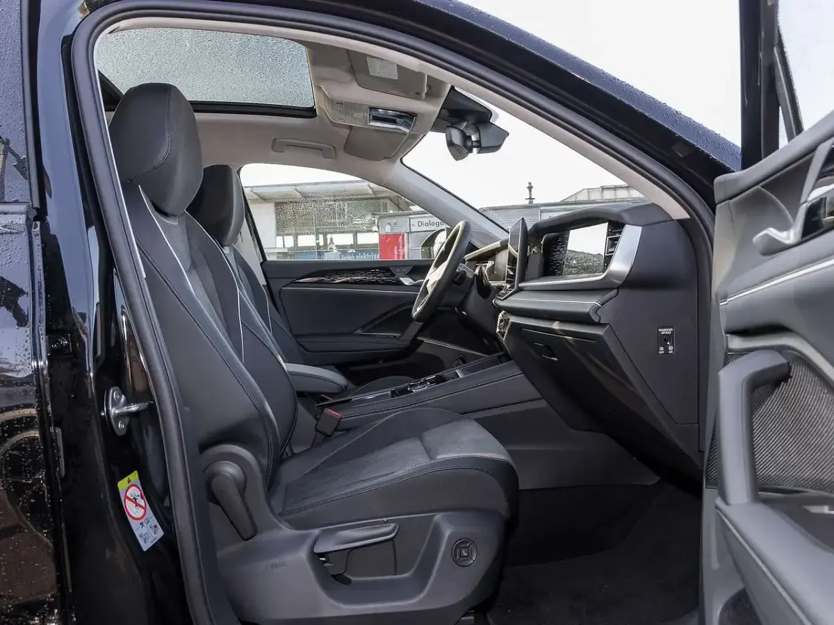 Ny VW Tayron Elegance 204 HK (150 kW) 2025 Sort SUV