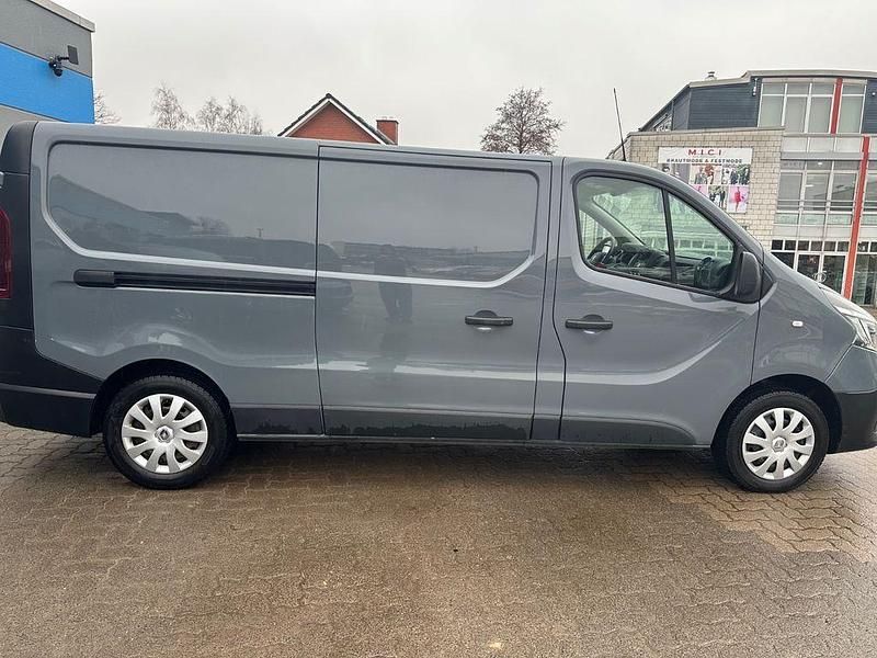 Gebraucht Renault Trafic 120 PS (88 kW) 2020 Grau
