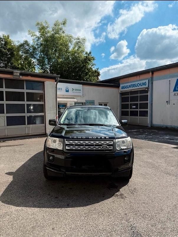 Schwarz Gebraucht 2011 Land Rover Freelander 2 SUV | 5.499 € - Bild 1/4