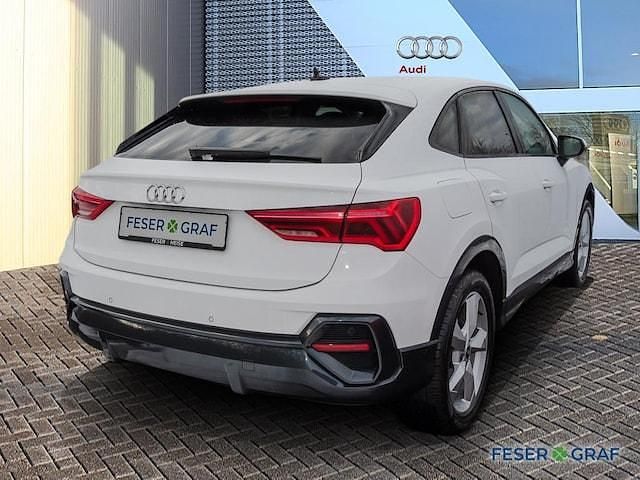 Gebraucht Audi Q3 Sportback Ambiente 150 PS (110 kW) 2022 Ibisweiß SUV