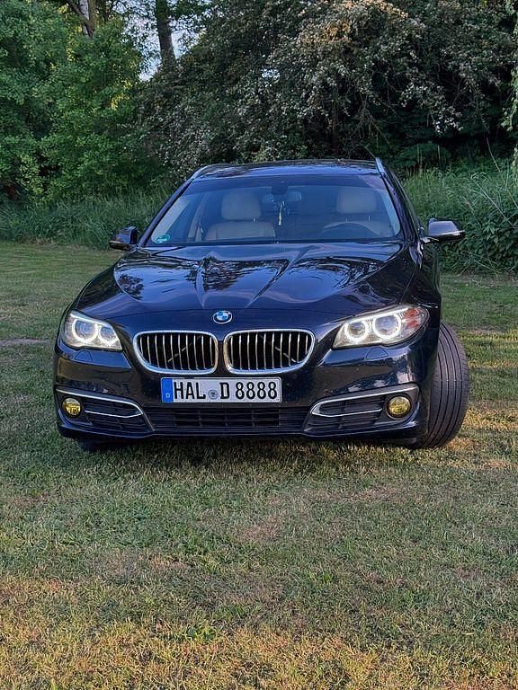 Gebraucht BMW 520 190 PS (139 kW) 2016 Blau Kombi