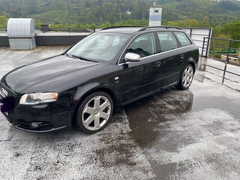 Schwarz Gebraucht 2006 Audi S4 Sport Kombi | 8.400 € (Fairer Preis) - Bild 1/4