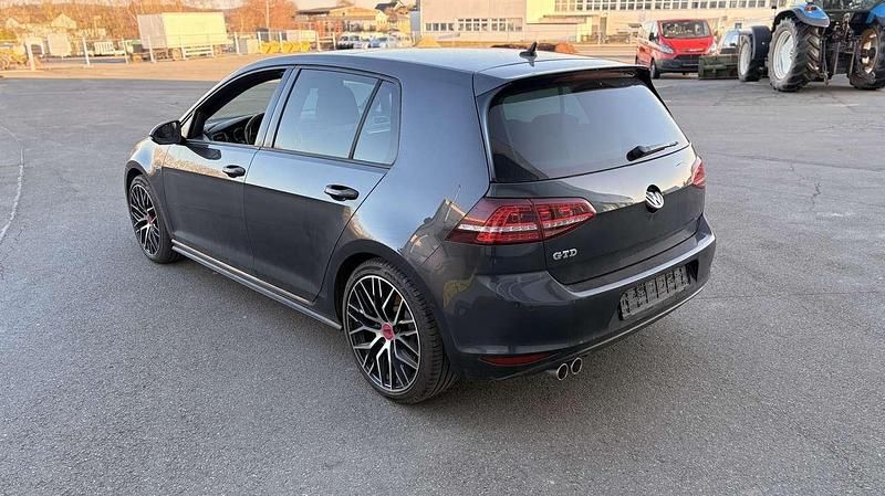 Gebraucht VW Golf VII GTD 184 PS (135 kW) 2015 Carbon steel grey metallic Kleinwagen