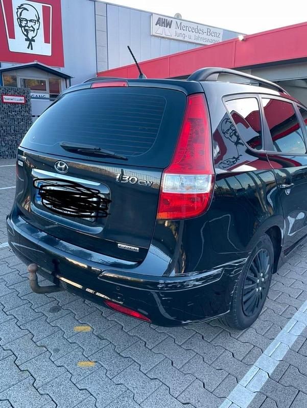 Gebraucht Hyundai i30 2012 Schwarz Kombi