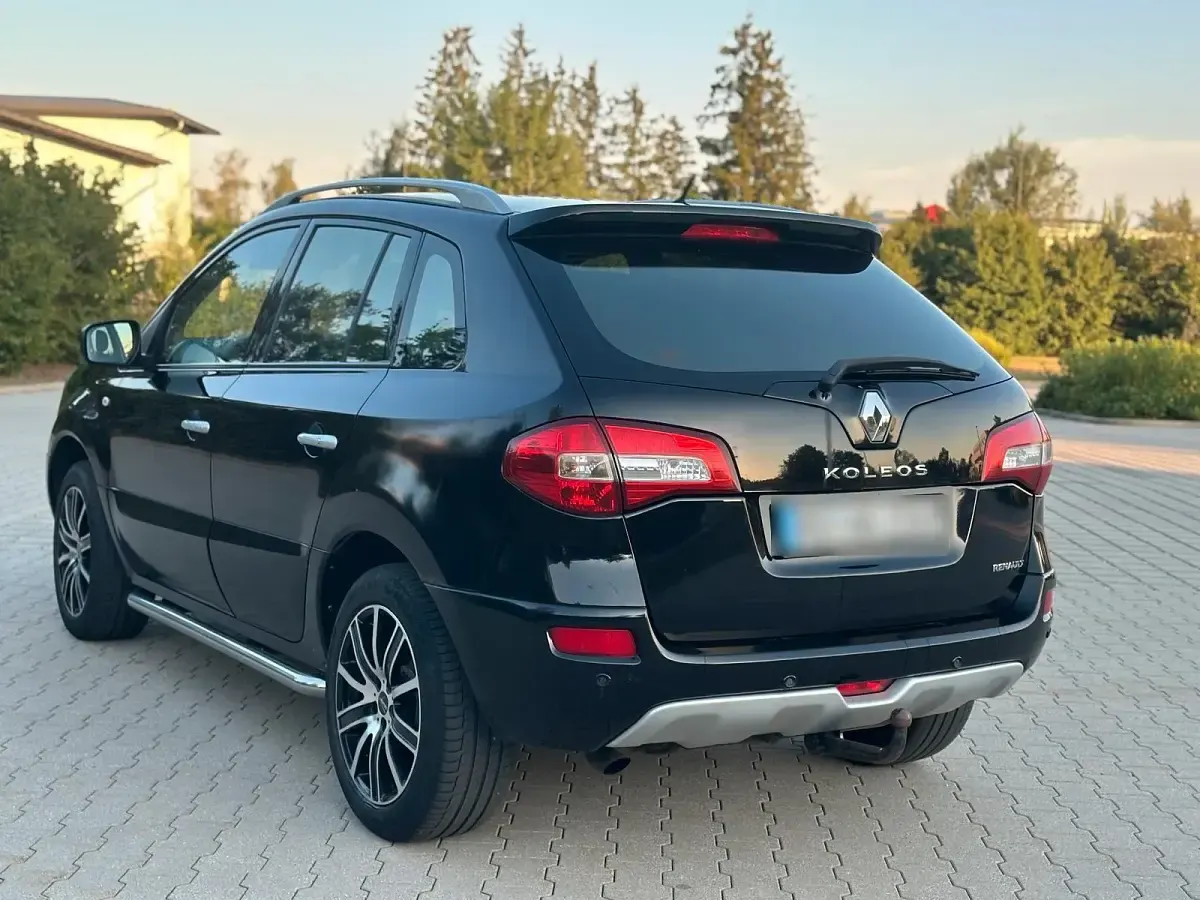 Gebraucht Renault Koleos 150 PS (110 kW) 2010 Schwarz SUV