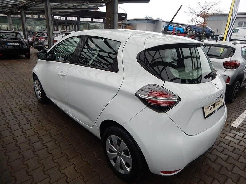 Gebraucht Renault Zoe 80 kW (109 PS) 2021 Arktisweiss Kleinwagen