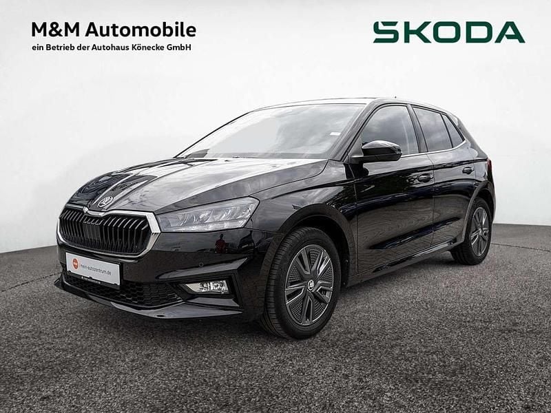 Blackmagic Gebraucht 2023 Skoda Fabia Style Kleinwagen | 16.450 € (Guter Preis) - Bild 1/4