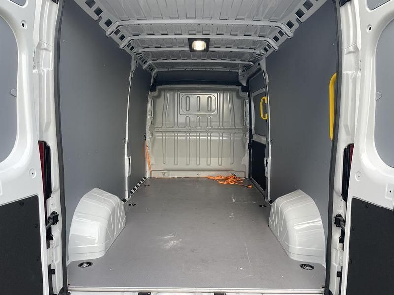 Gebraucht Toyota Proace 140 PS (102 kW) 2025 Icy white Van / Kleinbus