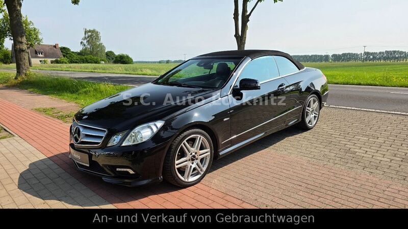 Schwarz Gebraucht 2011 Mercedes E350 AMG line Cabrio | 11.899 € (Superpreis) - Bild 1/4