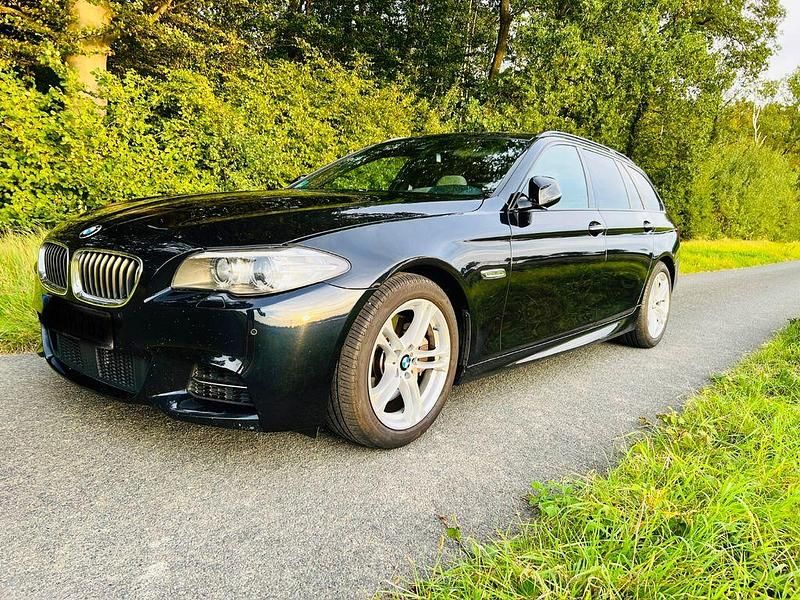 Gebraucht BMW 530 Performance 258 PS (189 kW) 2016 Schwarz Kombi