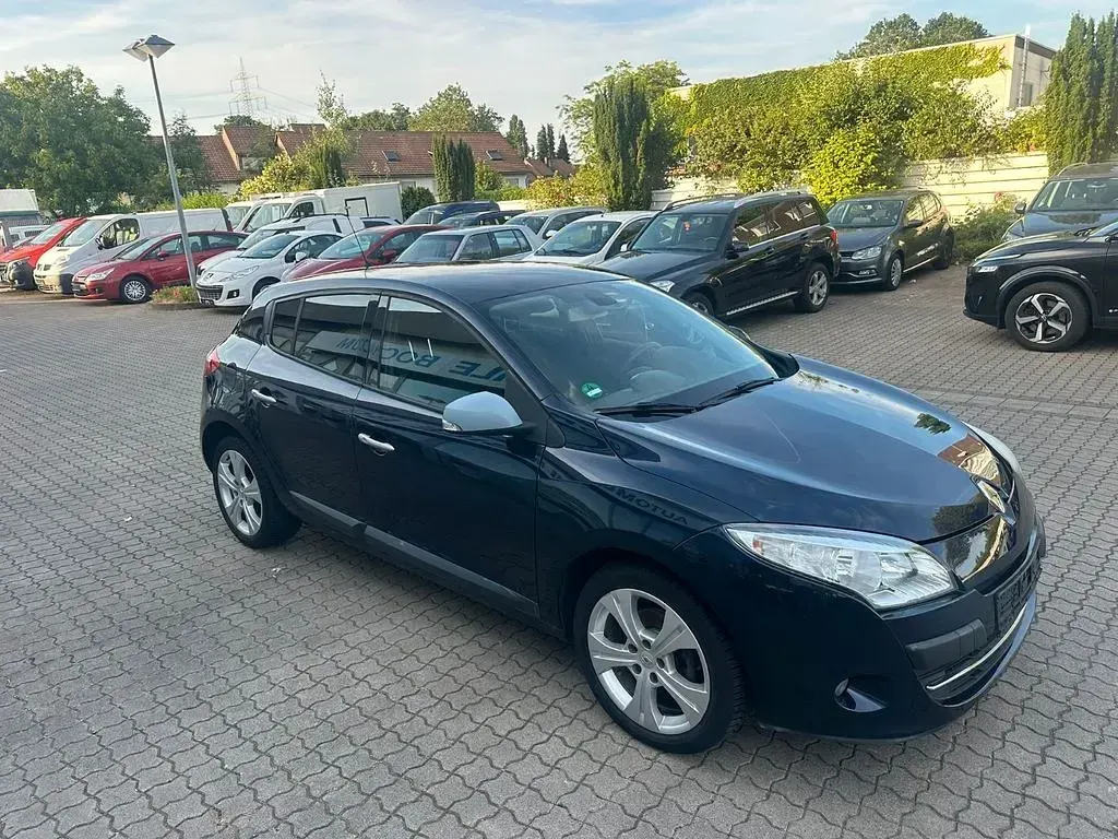 Gebraucht Renault Mégane Dynamique 110 PS (80 kW) 2008 Limousine
