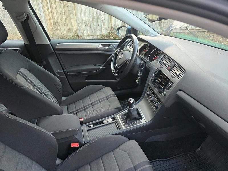 Gebraucht VW Golf VII 140 PS (102 kW) 2014 Blau Kleinwagen