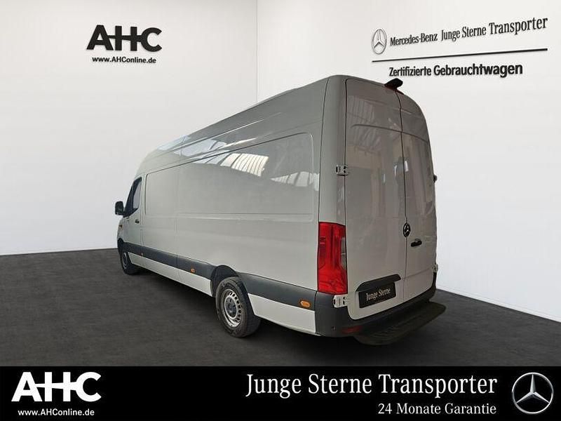 Gebraucht Mercedes Sprinter 170 PS (125 kW) 2023 Arktikweiß Van