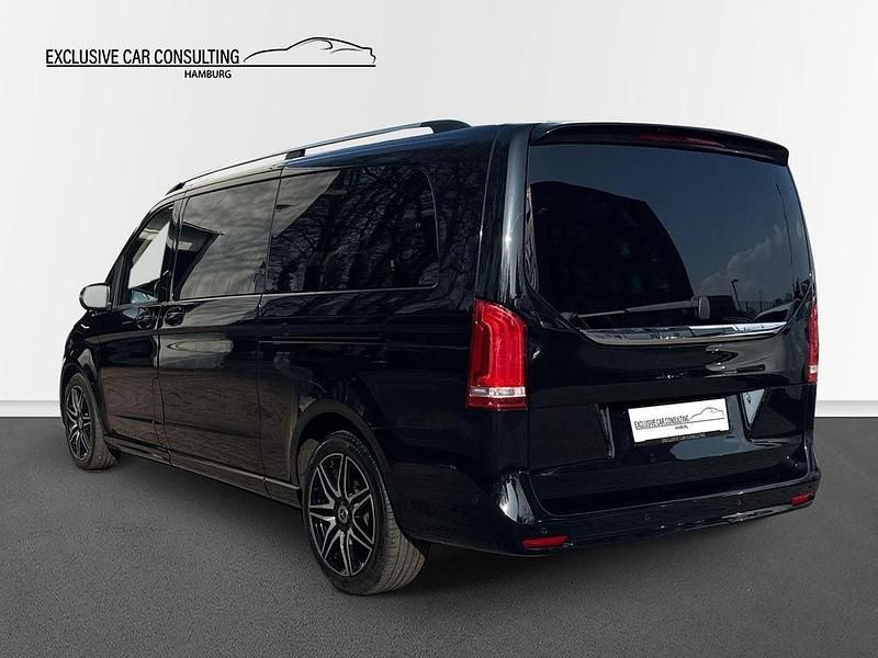 Gebraucht Mercedes V250 AMG line 190 PS (139 kW) 2022 Obsidianschwarz metallic Van / Kleinbus