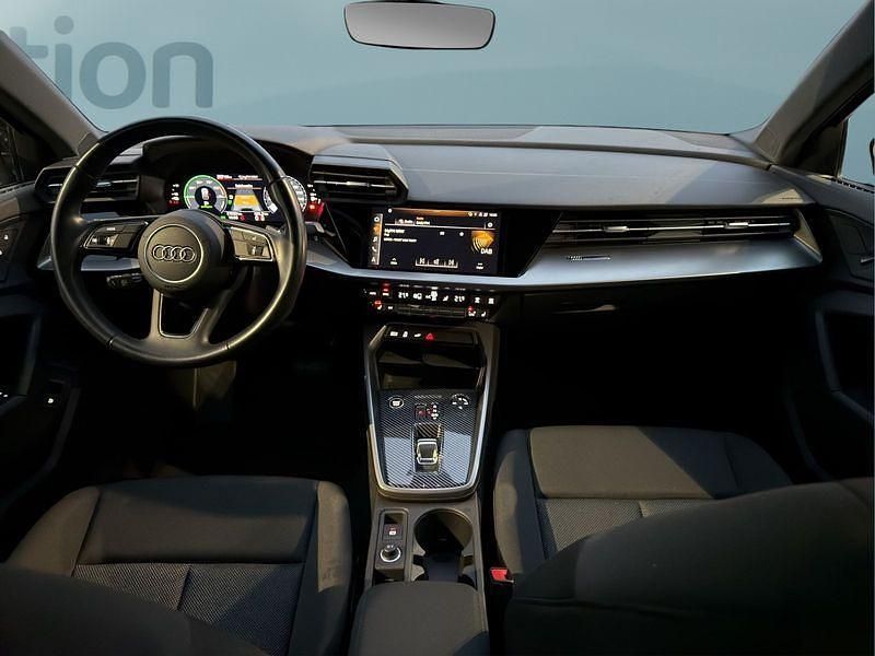 Gebraucht Audi A3 Sportback e-tron 204 PS (150 kW) 2022 Schwarz Kleinwagen