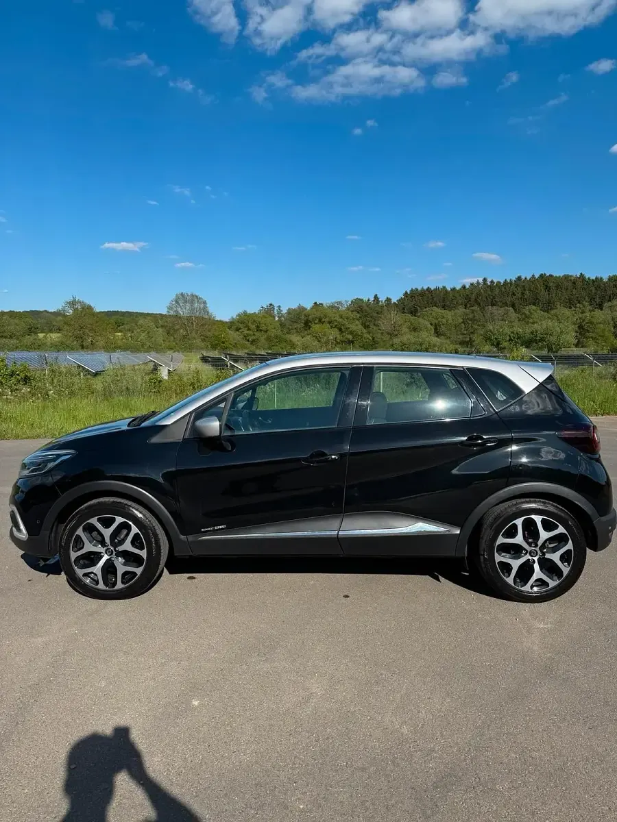 Gebraucht Renault Captur 150 PS (110 kW) 2019 Schwarz SUV