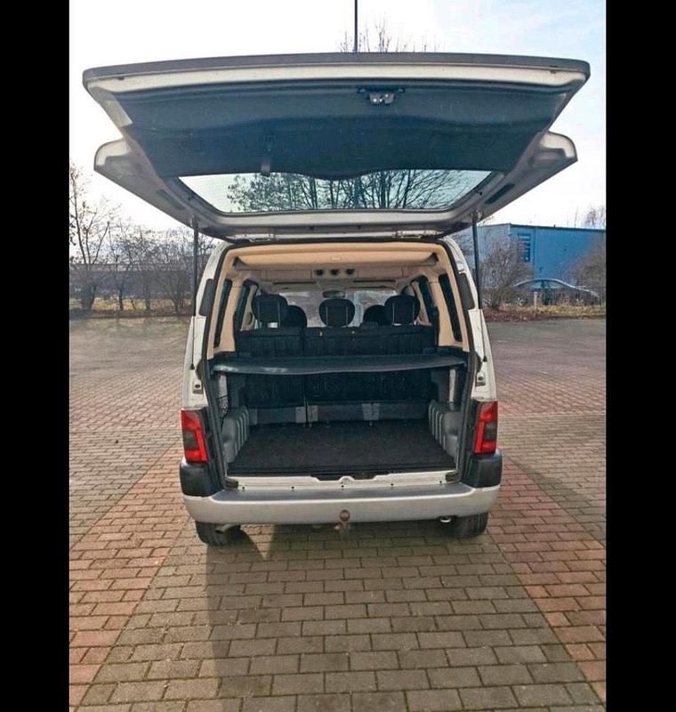 Gebraucht Peugeot Partner 110 PS (80 kW) 2004 Grau Van / Kleinbus