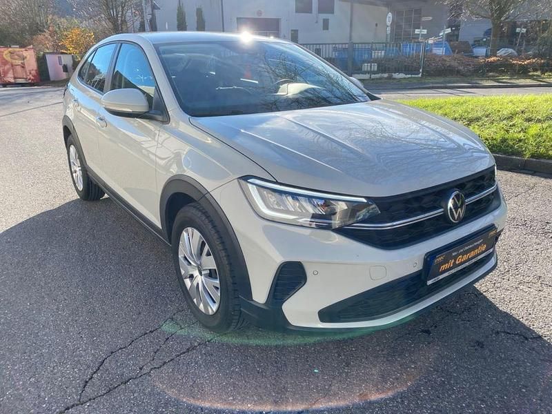 Gebraucht VW Taigo Basis 95 PS (69 kW) 2023 Grau SUV