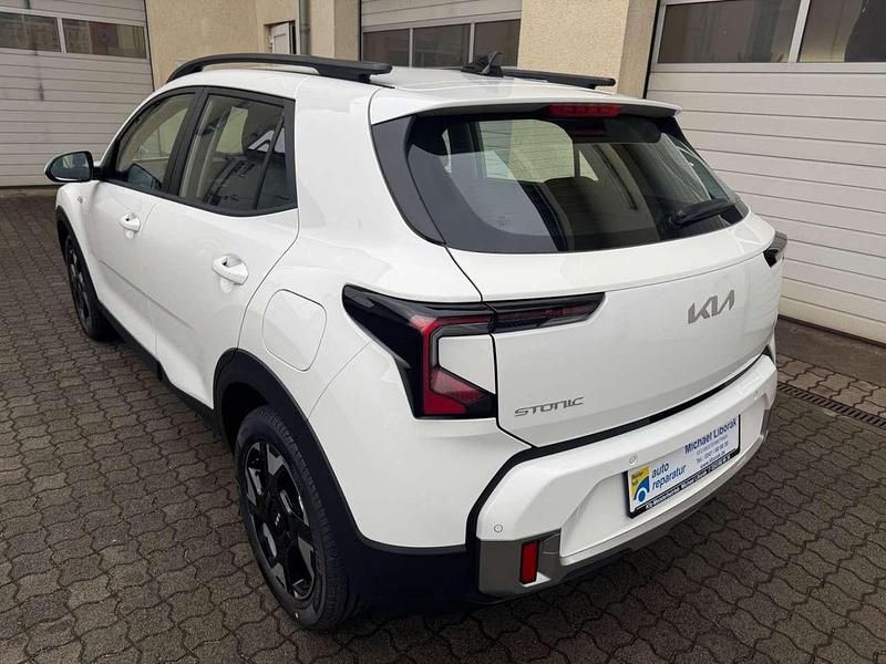 Neu Kia Stonic 101 PS (74 kW) 2025 Weiß SUV