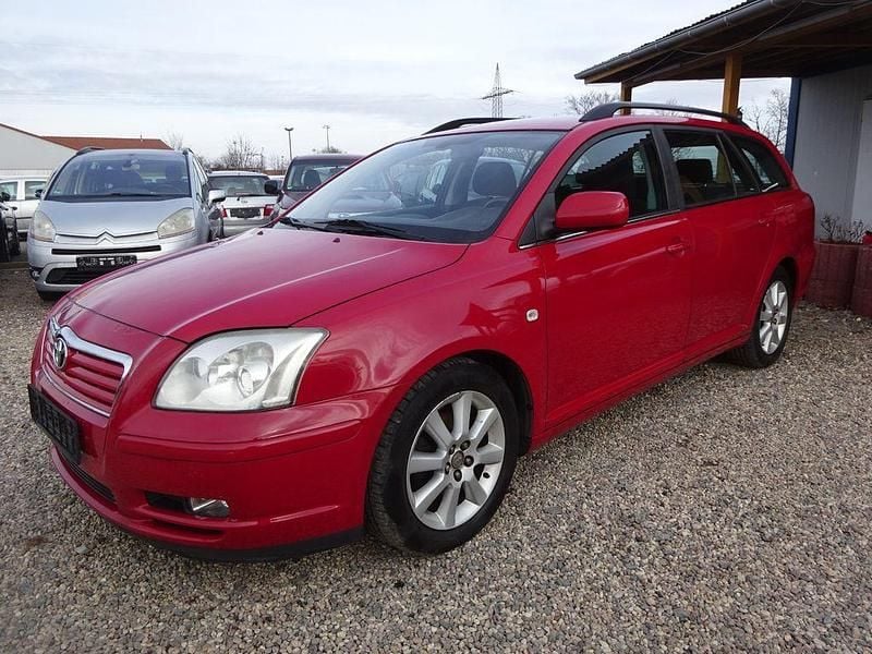 Gebraucht Toyota Avensis Sol 129 PS (94 kW) 2004 Rot Kombi