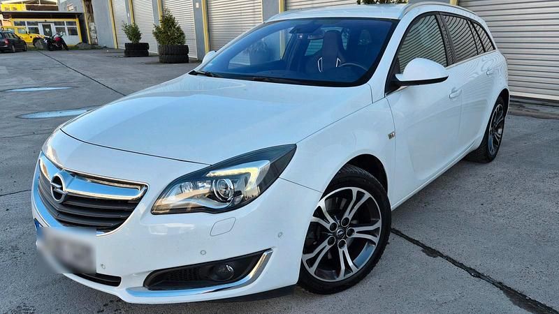 Gebraucht Opel Insignia 250 PS (183 kW) 2015 Weiß Kombi