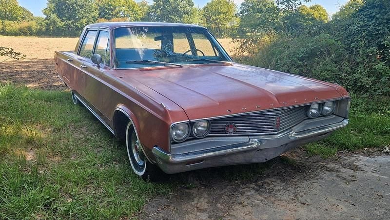 Rot Gebraucht 1968 Chrysler Newport Limousine | 18.500 € - Bild 1/4