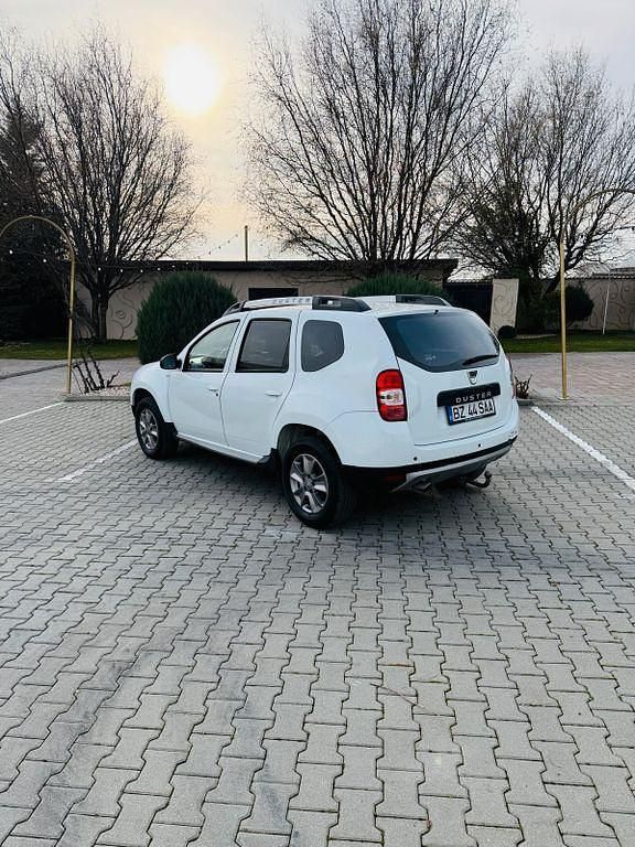 Second-hand Dacia Duster 125 CP (91 kW) 2017 Alb SUV