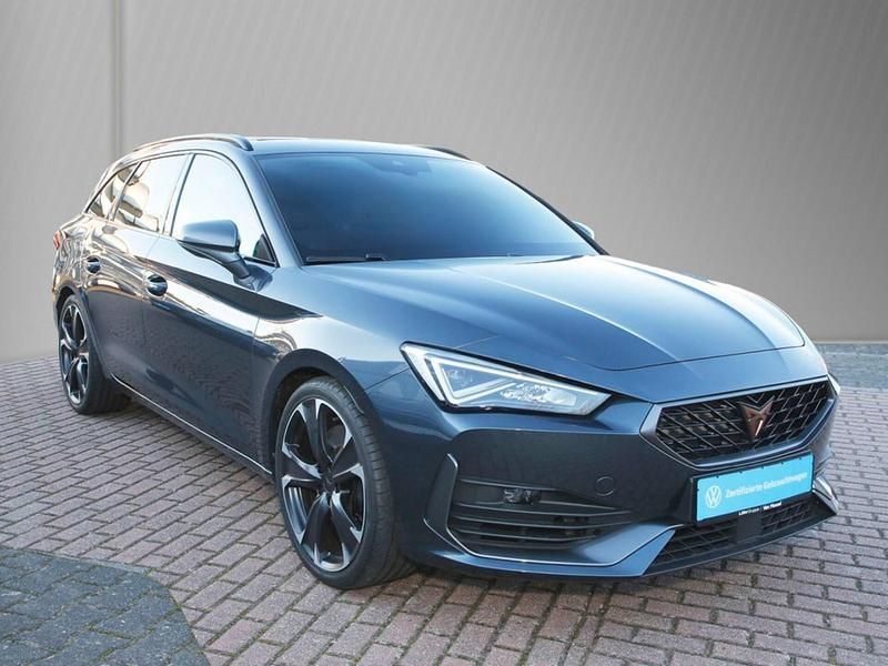 Gebraucht Cupra Leon VZ1 300 PS (220 kW) 2024 Grau Limousine