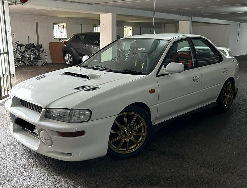 Weiß Gebraucht 1997 Subaru Impreza Limousine | 25.490 € - Bild 1/4