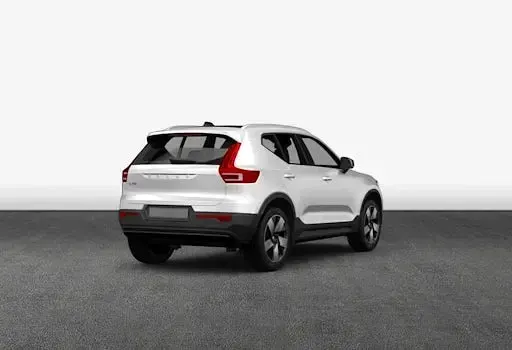 Nowe Volvo EX40 Plus 185 kW (252 KM) 2026 Biały SUV