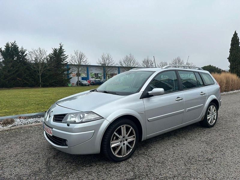 Gebraucht Renault Mégane GrandTour Authentique 135 PS (99 kW) 2007 Silber Kombi