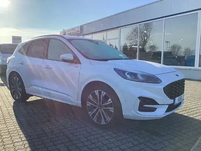 Gebraucht Ford Kuga ST-Line X 152 PS (111 kW) 2022 White platinum SUV