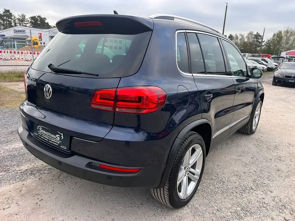 Gebraucht VW Tiguan LOUNGE 125 PS (91 kW) 2016 Blau SUV