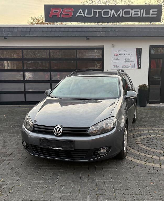 Grau Gebraucht 2009 VW Golf VI Trendline Kleinwagen | 5.490 € (Fairer Preis) - Bild 1/4
