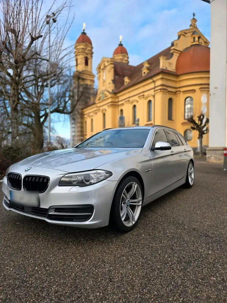 Gebraucht BMW 525 Luxury Line 218 PS (160 kW) 2016 Silber Kombi