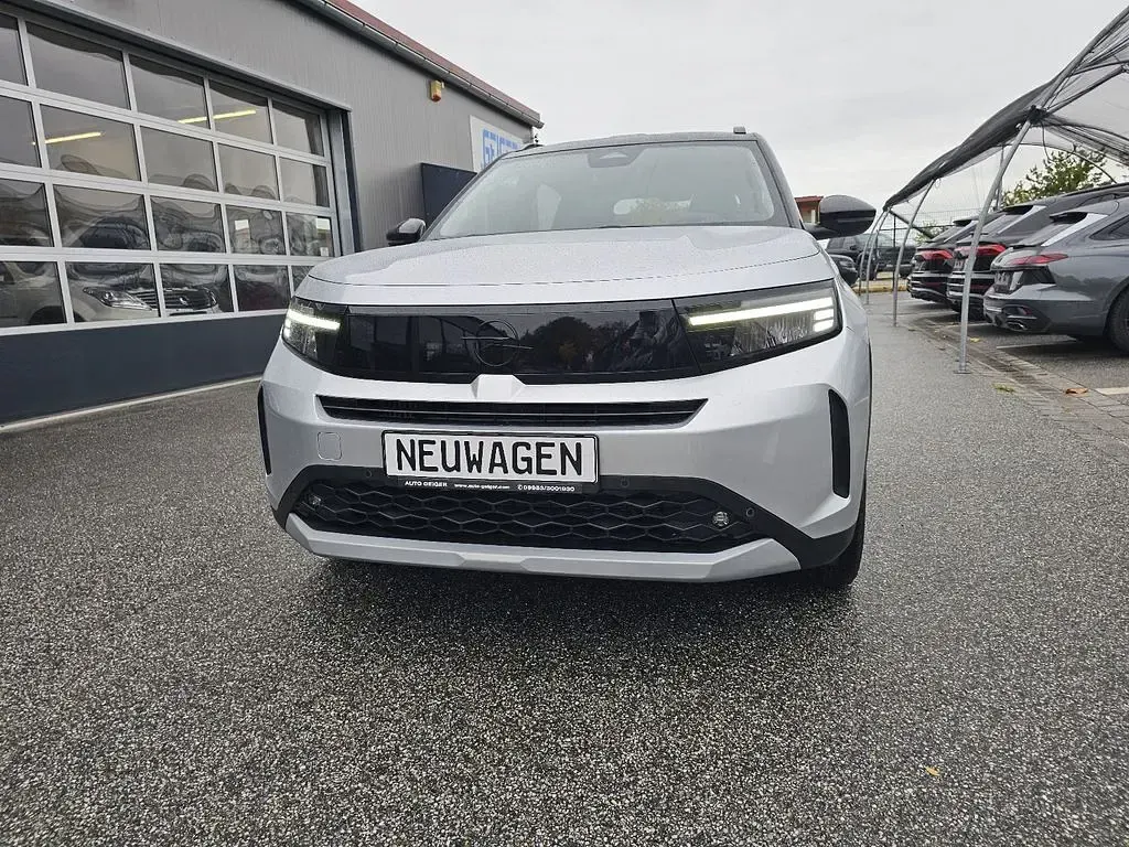 Neu Opel Frontera 110 PS (80 kW) 2025 Silber SUV