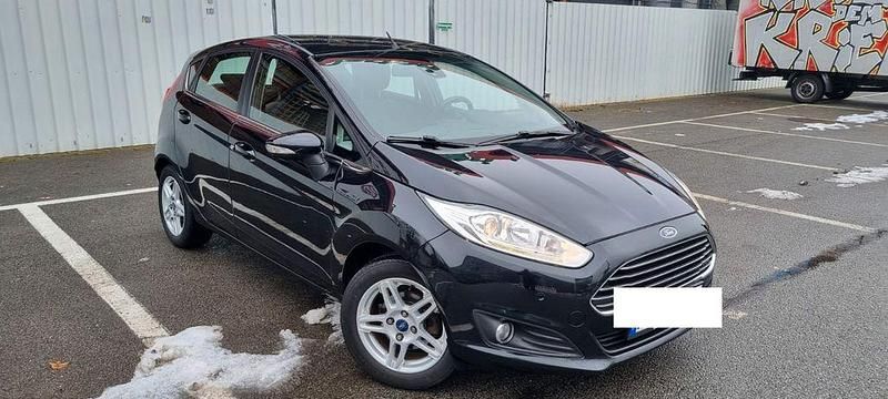 Gebraucht Ford Fiesta Titanium 101 PS (74 kW) 2013 Schwarz Kleinwagen