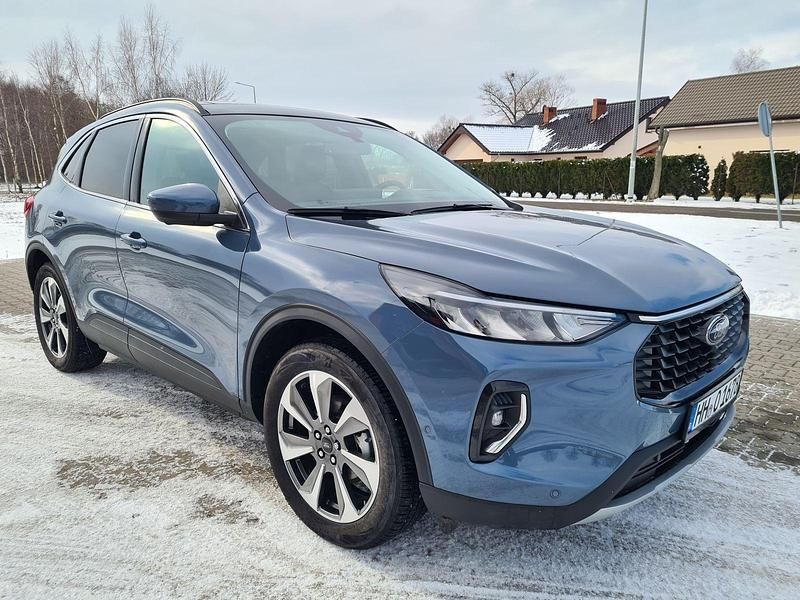 Gebraucht Ford Kuga Titanium 192 PS (141 kW) 2024 Blau SUV