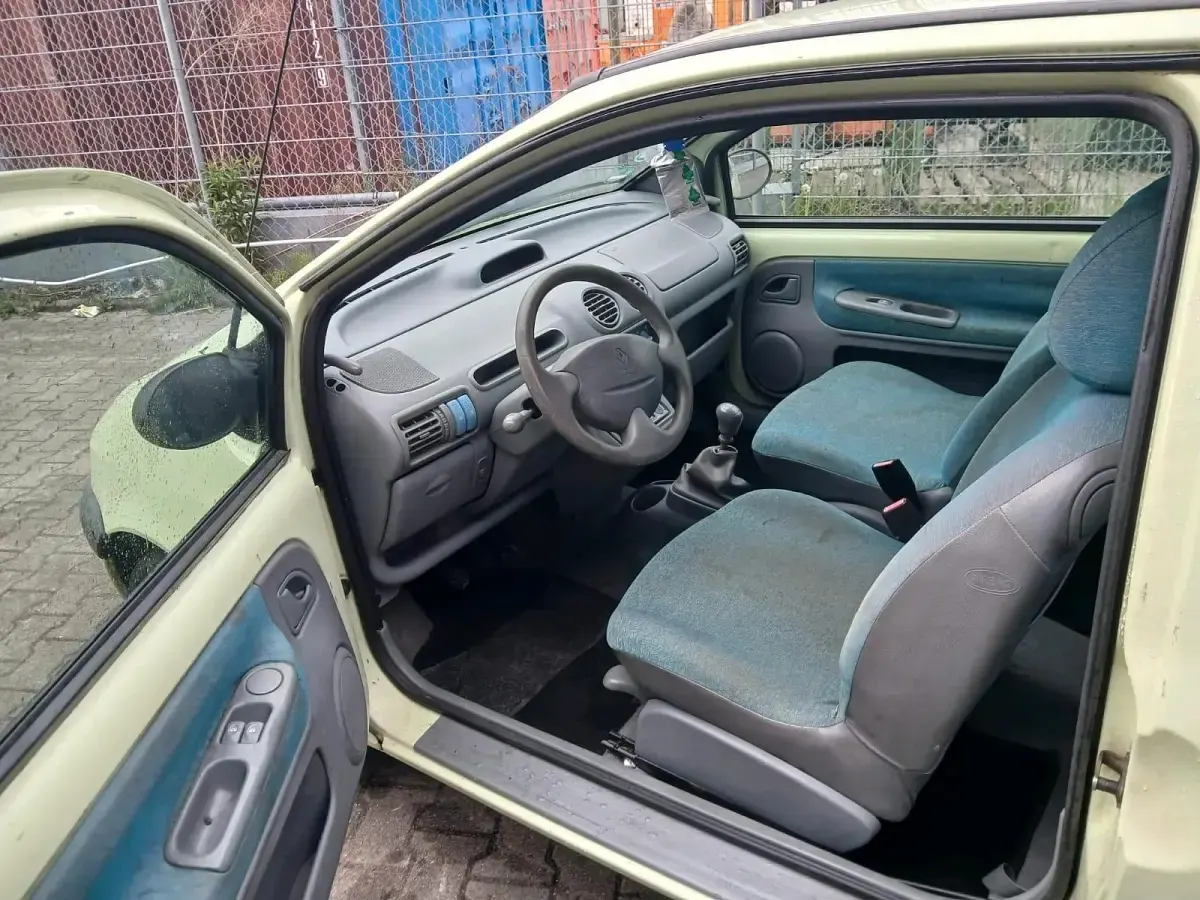 Gebraucht Renault Twingo 58 PS (42 kW) 2006 Gelb Kleinwagen