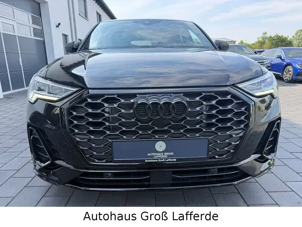 Gebraucht Audi Q3 Sportback S-Line 245 PS (180 kW) 2024 Schwarz SUV