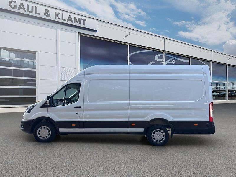 Gebraucht Ford Transit Trend 170 PS (125 kW) 2023 Frostweiß Van