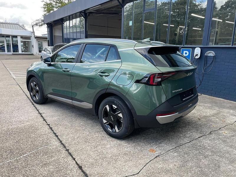 Neu Kia Sportage 150 PS (110 kW) 2025 Grün SUV