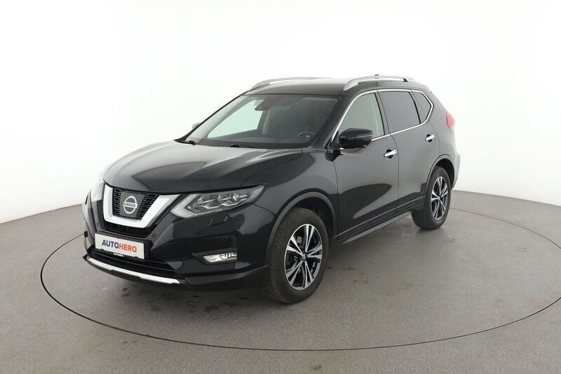Schwarz Gebraucht 2017 Nissan X-Trail N-Connecta SUV | 16.140 € (Fairer Preis) - Bild 1/4