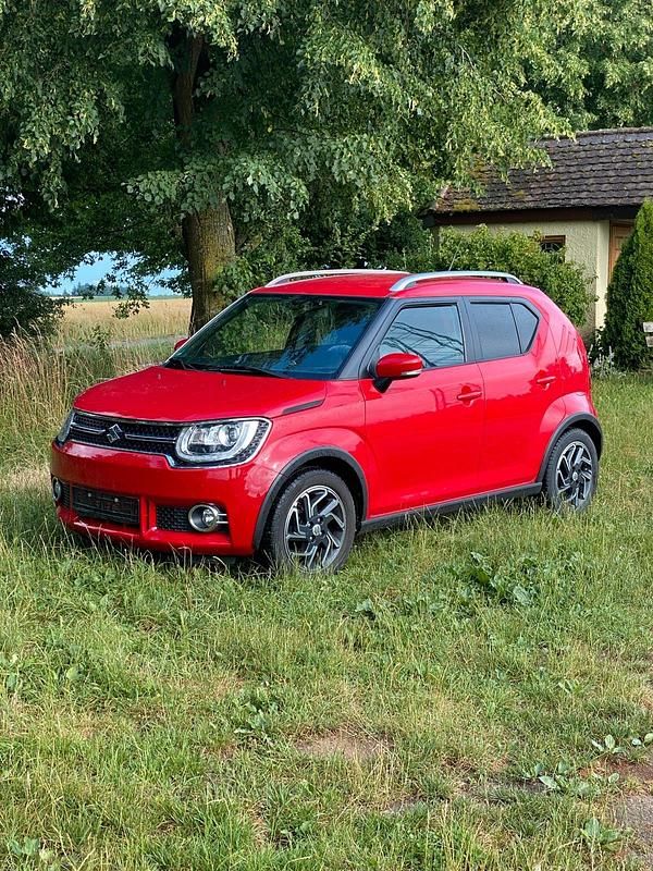 Rot Gebraucht 2018 Suzuki Ignis Kleinwagen | 10.500 € (Superpreis) - Bild 1/4