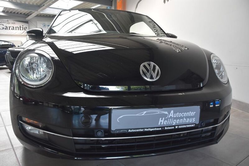 Schwarz Gebraucht 2015 VW Beetle Design Cabrio | 13.580 € (Guter Preis) - Bild 1/4