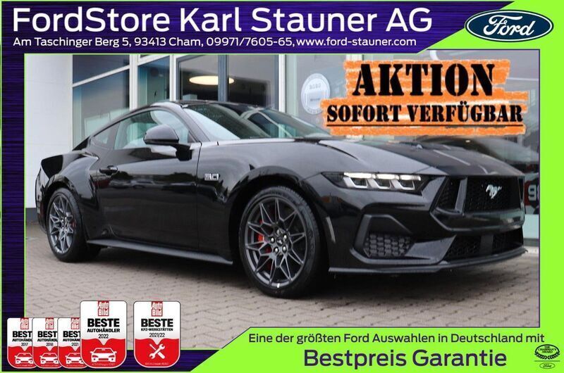 Black metallic Neu 2025 Ford Mustang Fastback Coupé | 52.980 € (Superpreis) - Bild 1/4