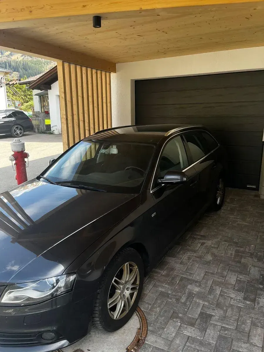 Usata Audi A4 Attraction 170 CV (125 kW) 2011 Grigio Station wagon